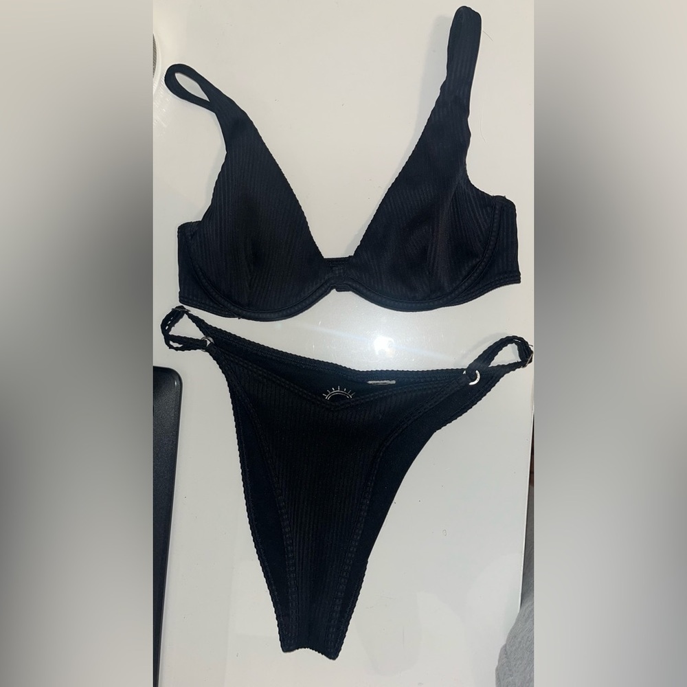Black high waisted ribbed Hollister bikini